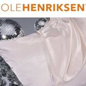 NEW Ole Henriksen Champagne Satin Pillowcase